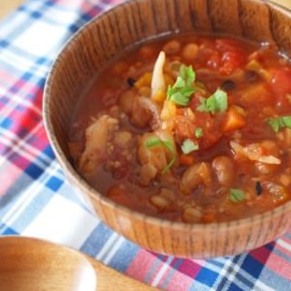 福豆と雑穀のスパイシー・ダイエット・トマトスープ